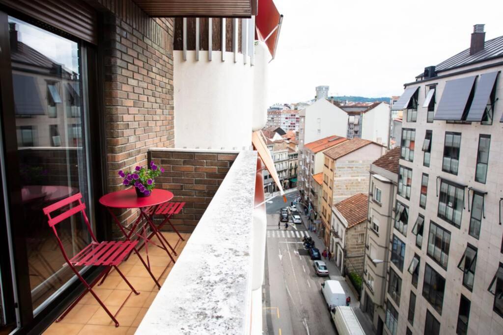 Piso Luminoso Y Tranquilo En Ourense Apartment Exterior photo